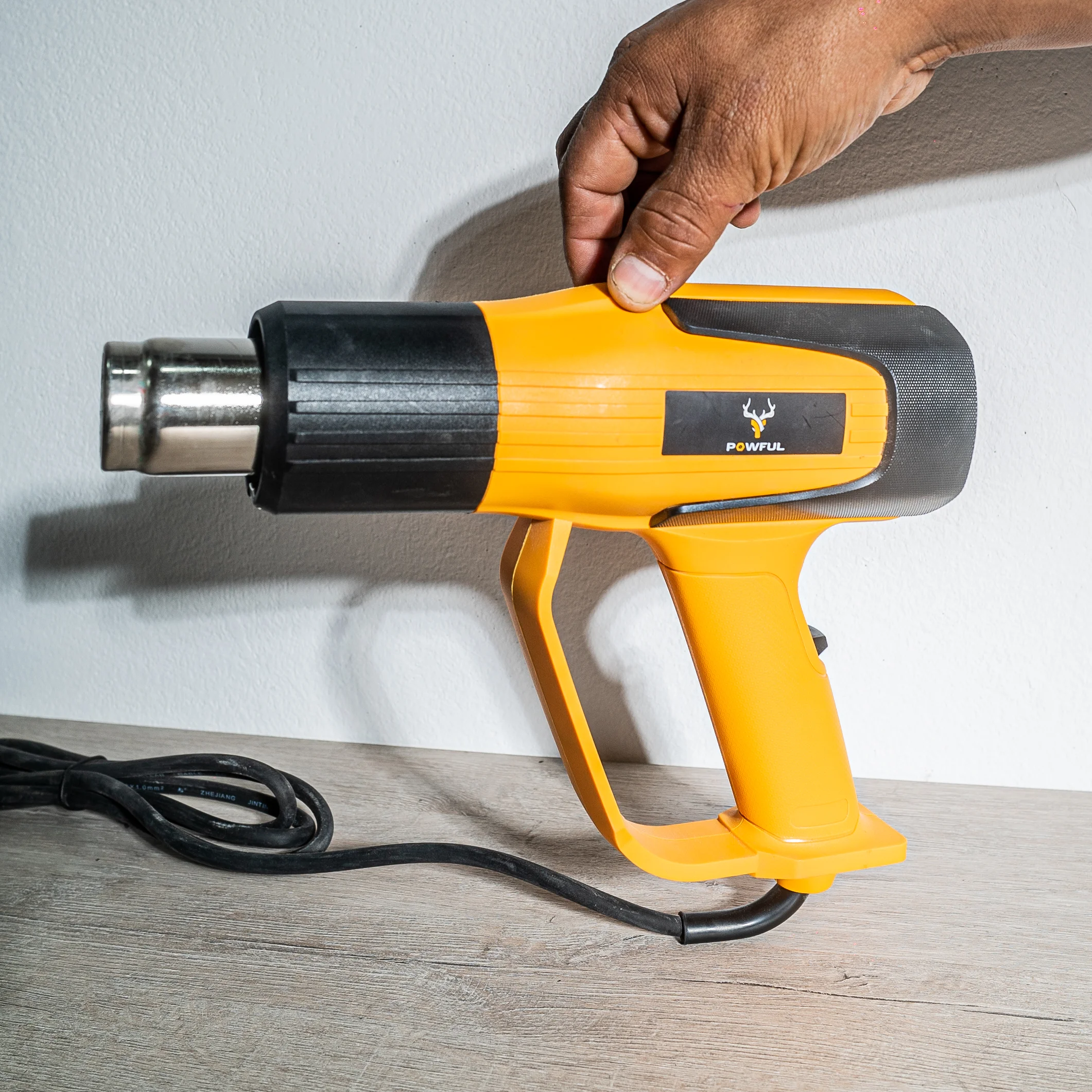 PISTOLA DE CALOR 2000W - Imagen 2